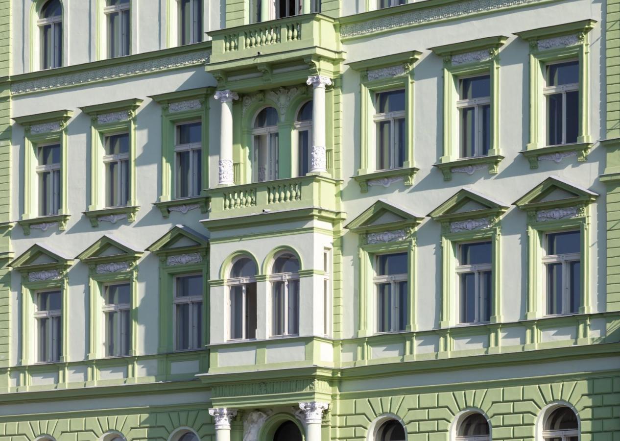 Turnkey I Elegant By National Museum פראג
